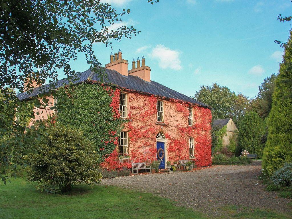 Lough Derg Manor | 5-Star Self-Catering Whitegate - Fivestar.ie