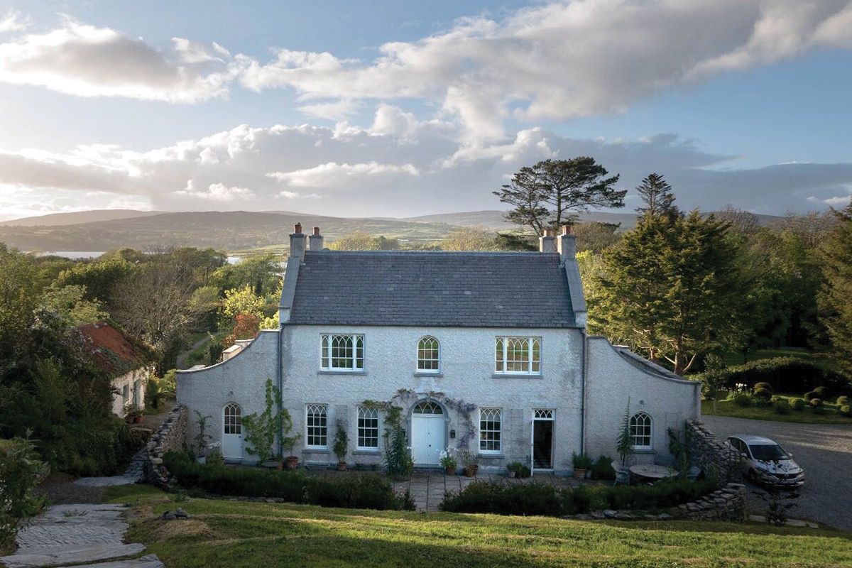 West Cork Estate and pool Near Bantry