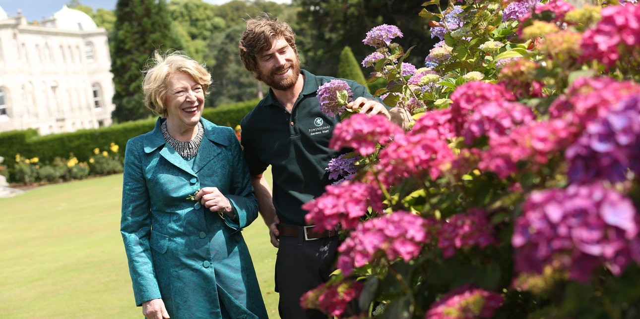 Alex Slazengers Guide Powerscourt Gardens