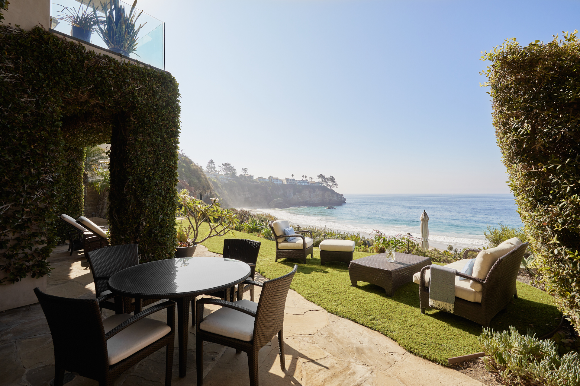 Seaside Bliss Luxury Vacation Rental in Laguna Beach, USA Fivestar.ie
