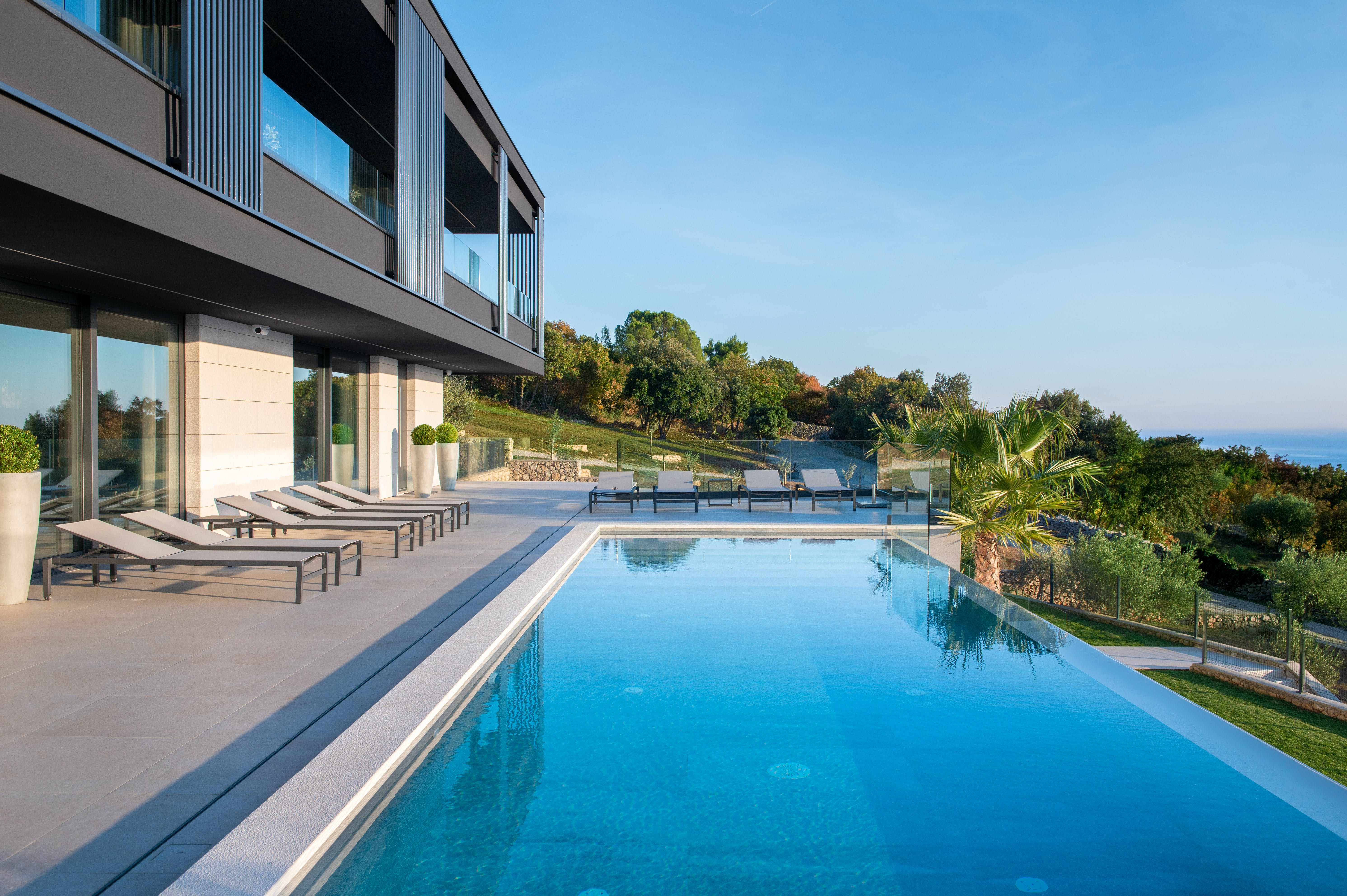 quản lý giá villa cho thuê