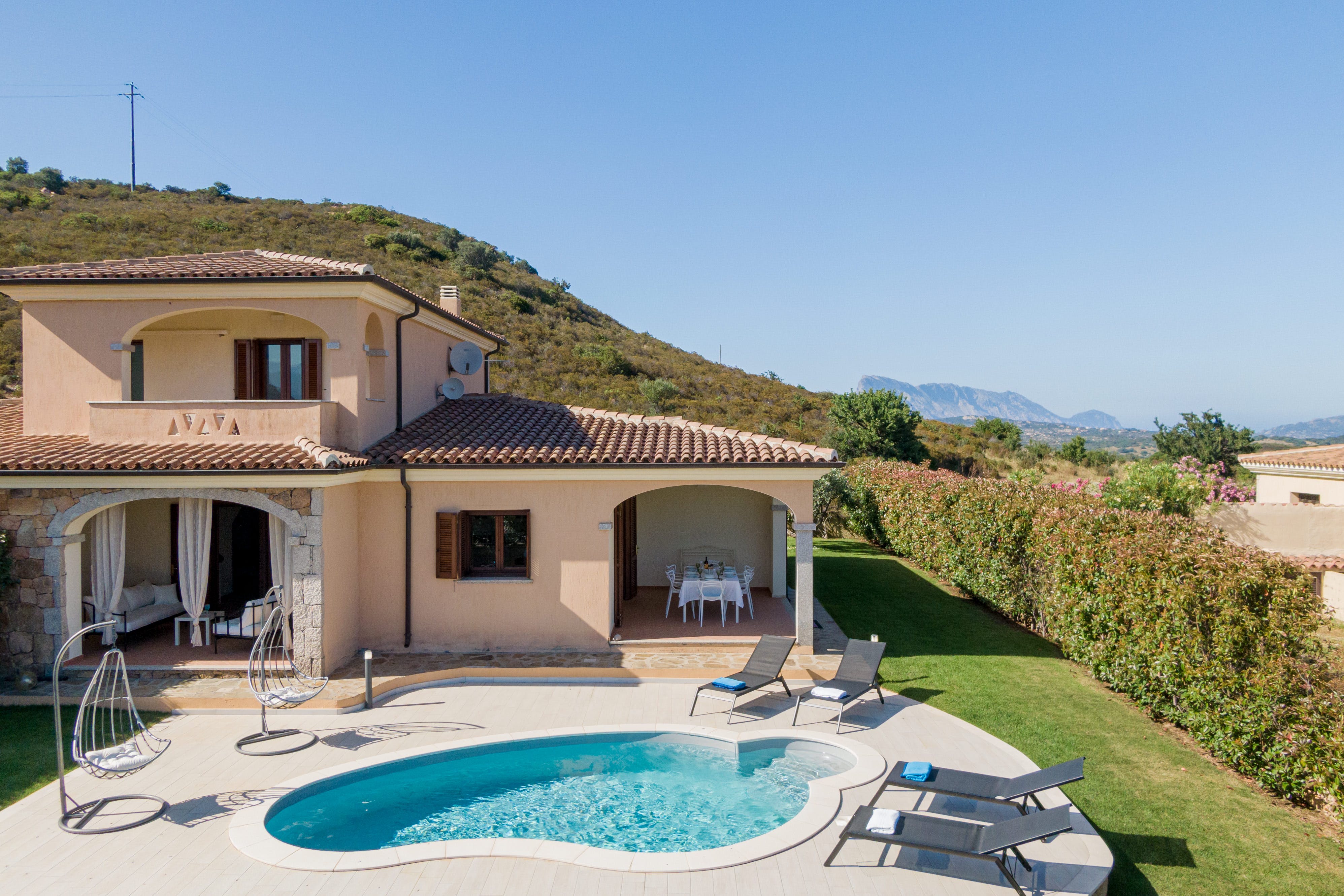 Sweetest Gaze | Luxury Villa in Conca Verde, Italy - Fivestar.ie