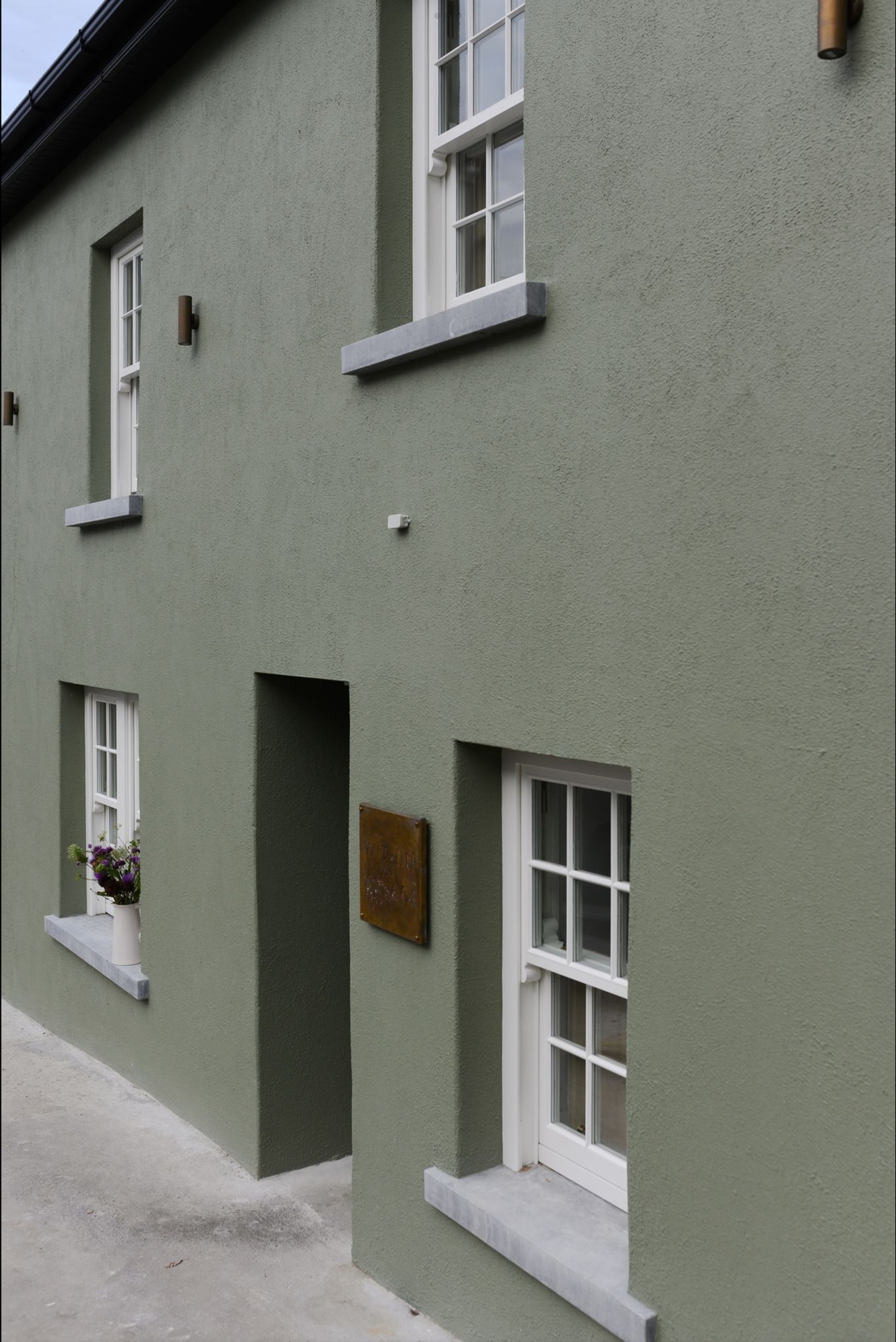 Lichen Luxury Cottage