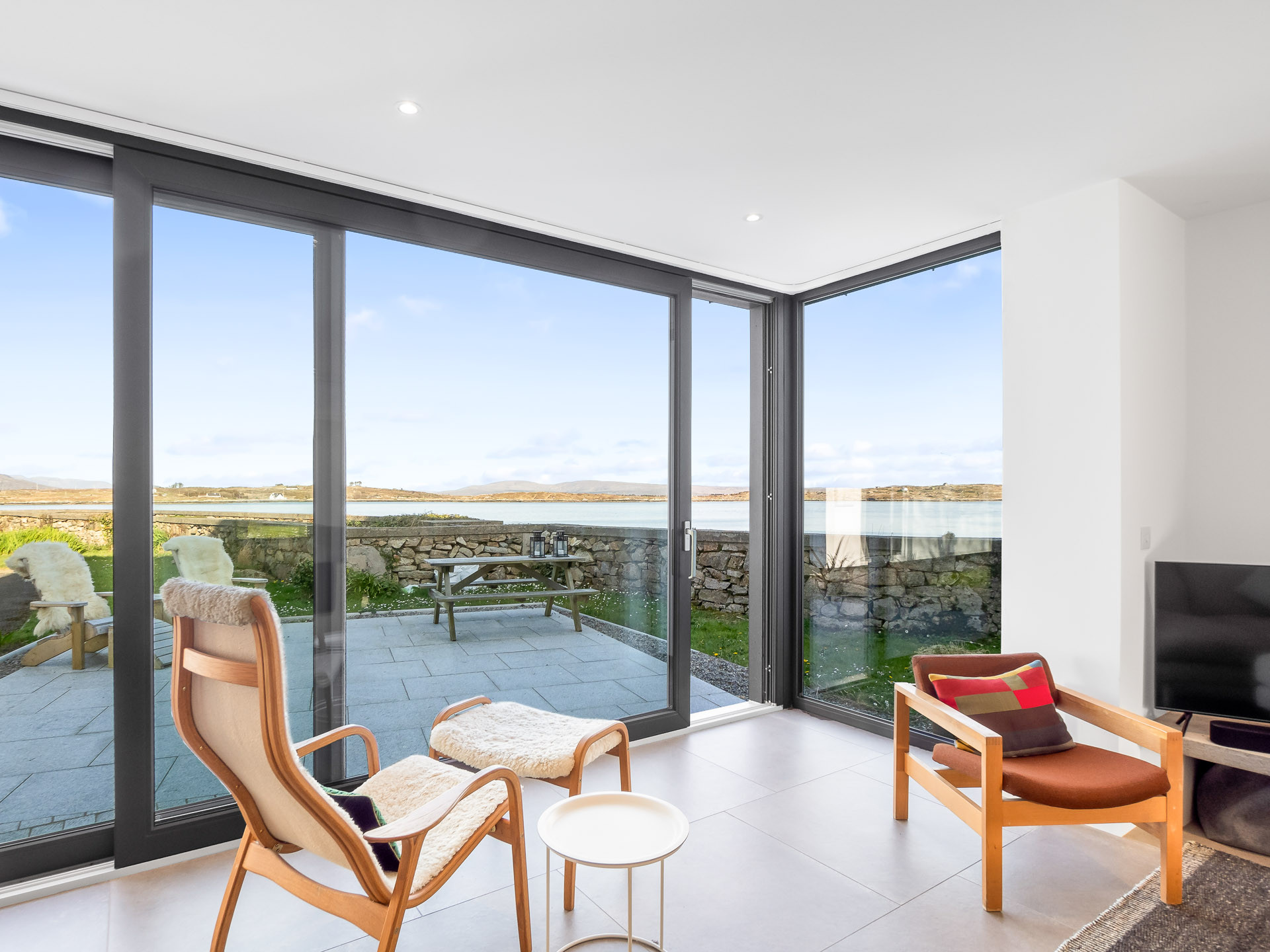 West Haven -  A Coastal Retreat in the Heart of Roundstone