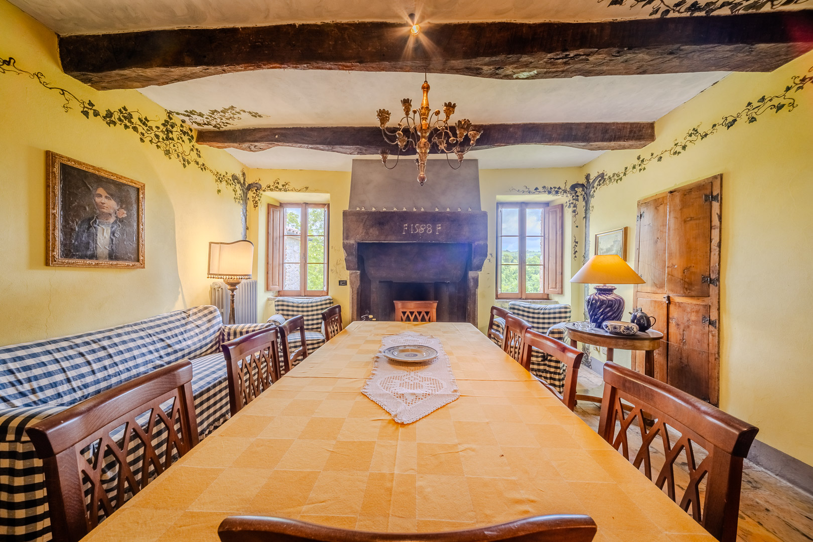 Rolling Villa | Luxury Villa in Frontino, Italy - Fivestar.ie