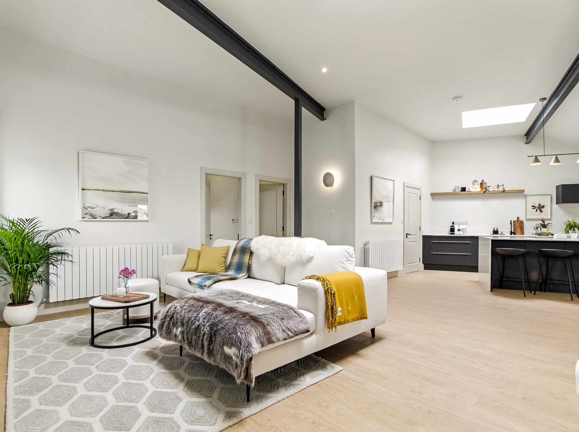 The Warehouse, Clifden Modern and elegant 