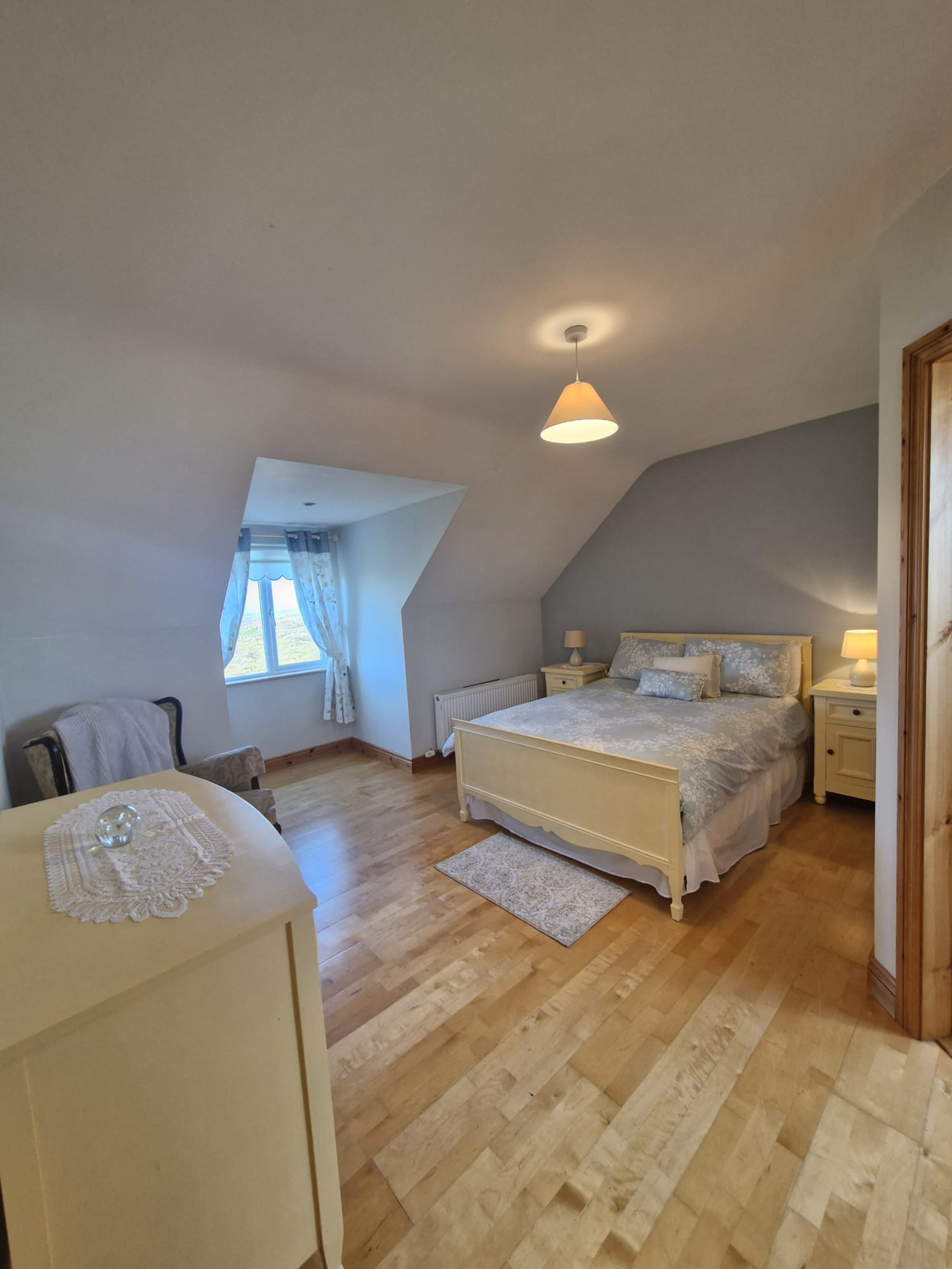 Teach Na hAirde with Stunning Views