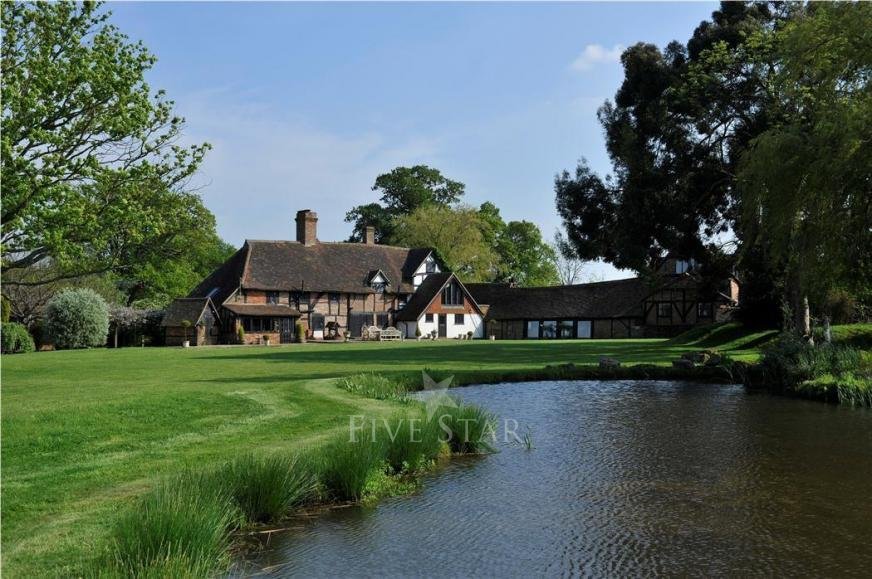 Walliswood Five Star Luxury Long Term Rental Guildford Fivestar.ie