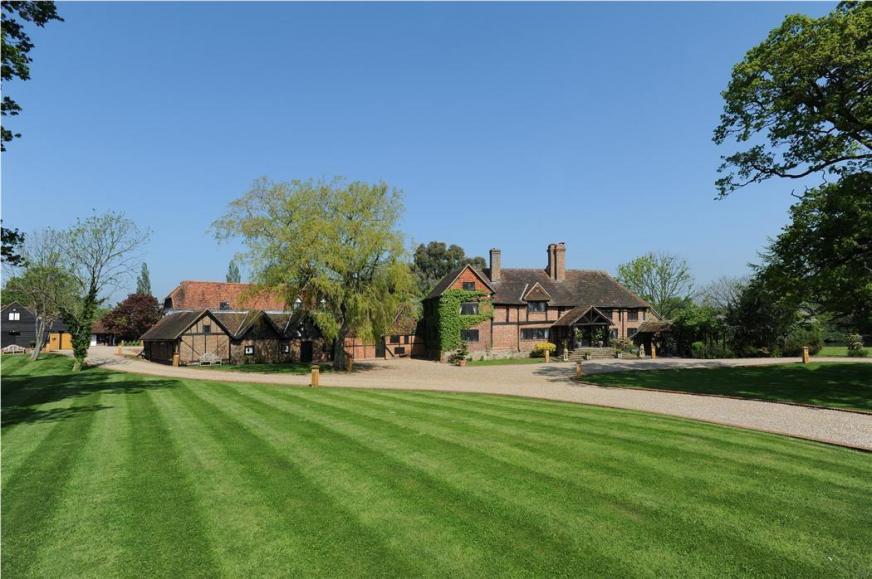 Walliswood Five Star Luxury Long Term Rental Guildford Fivestar.ie