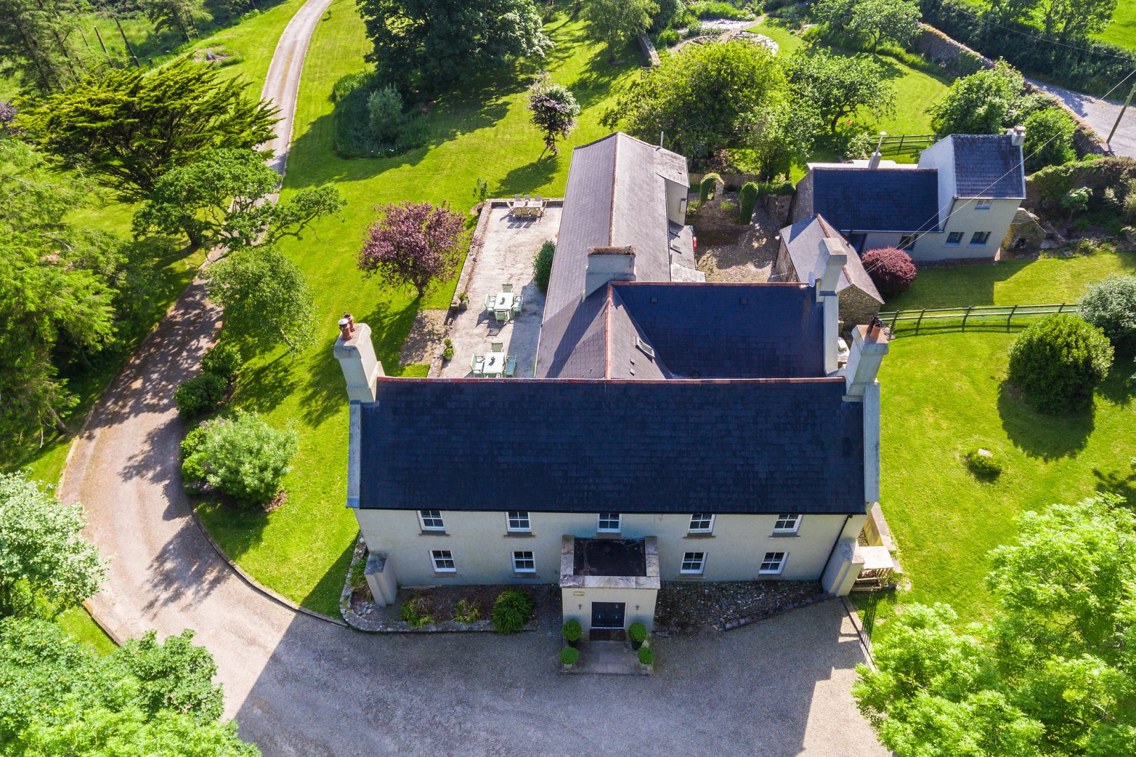 Clonakilty Estate House Group in Clonakilty Fivestar.ie
