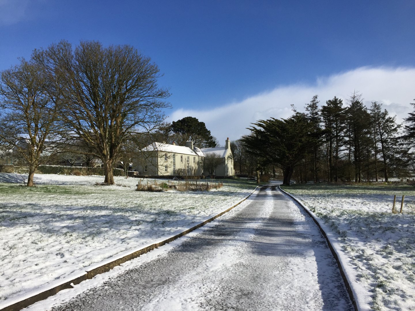 Clonakilty Estate House Group in Clonakilty Fivestar.ie