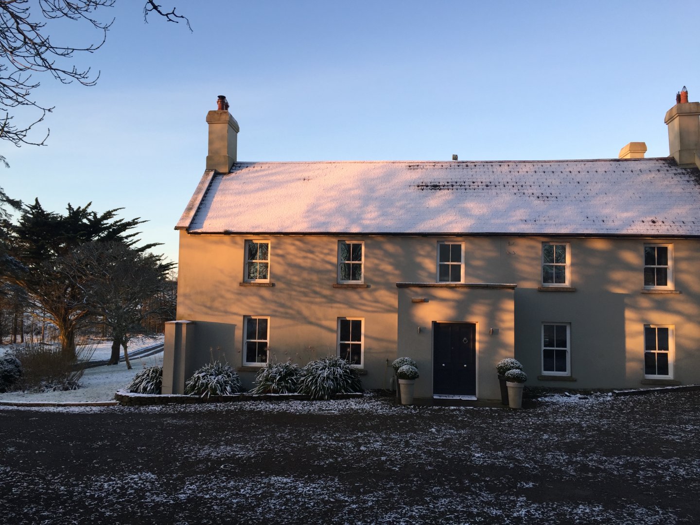 Clonakilty Estate House Group in Clonakilty Fivestar.ie