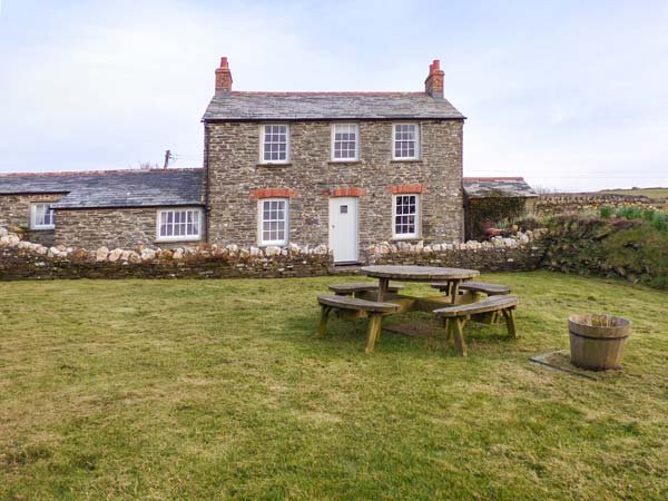 Home Farm Cottage | 5-Star Self-Catering Boscastle - Fivestar.ie