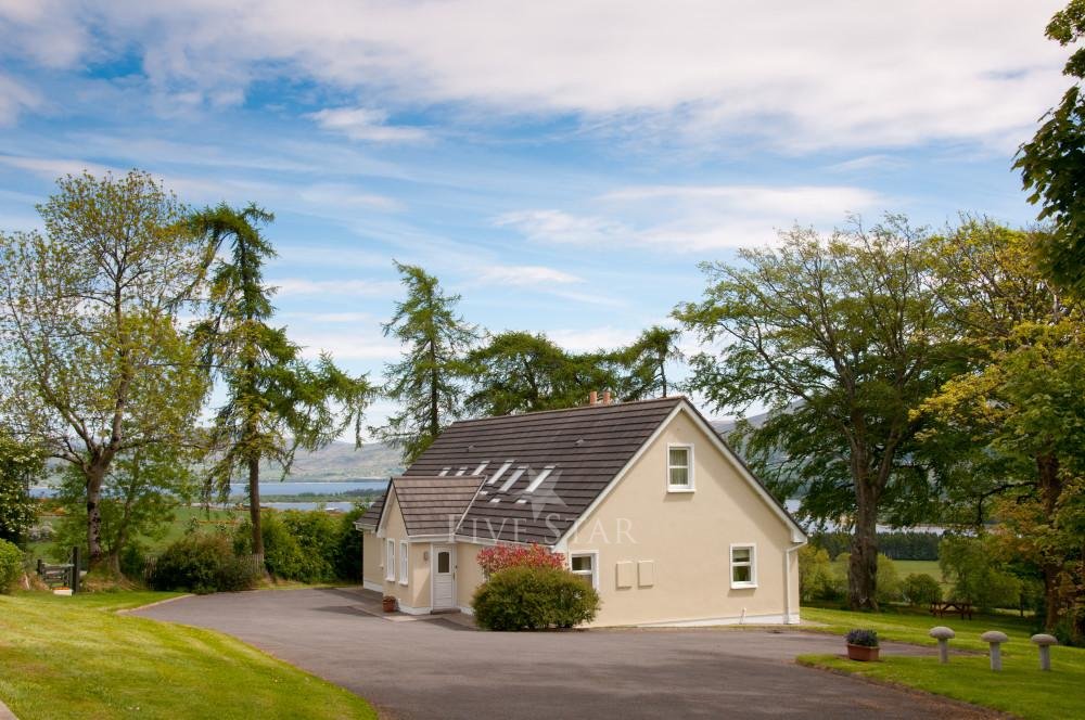 Abhainn Ri Farmhouse Cottages 5 Star Self Catering Blessington