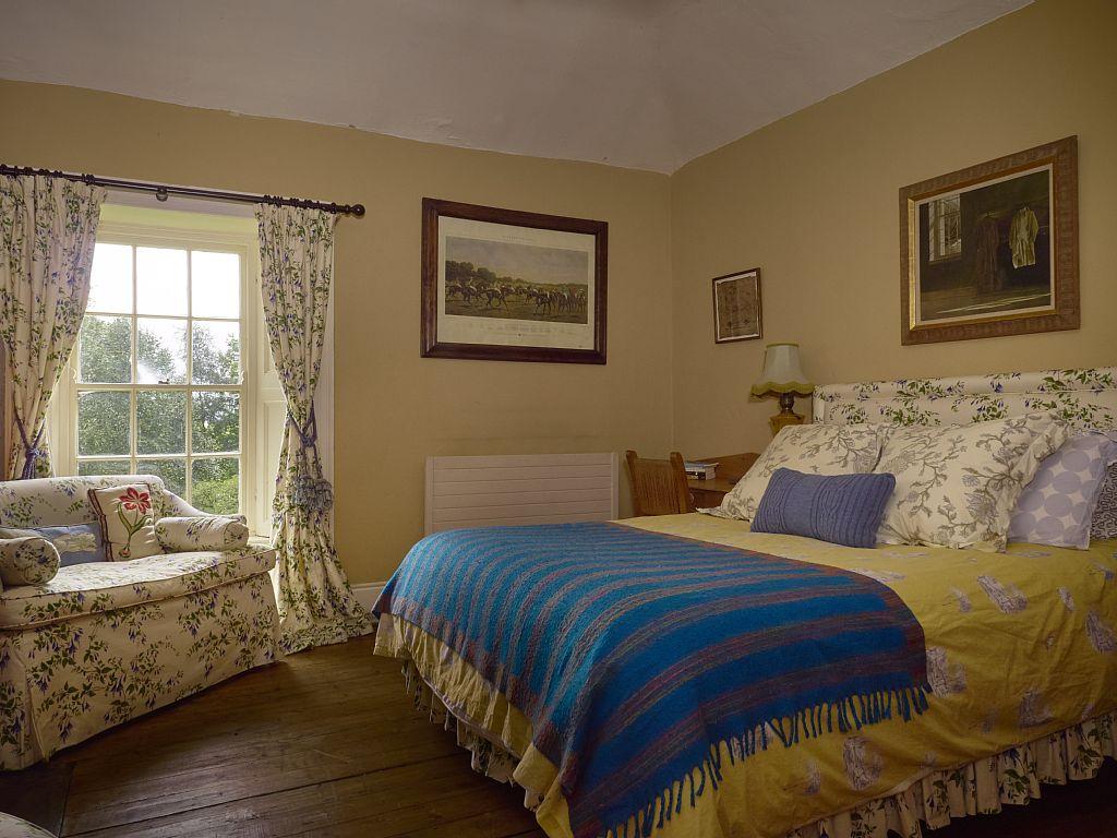 Lough Derg Manor | 5-Star Self-Catering Whitegate - Fivestar.ie