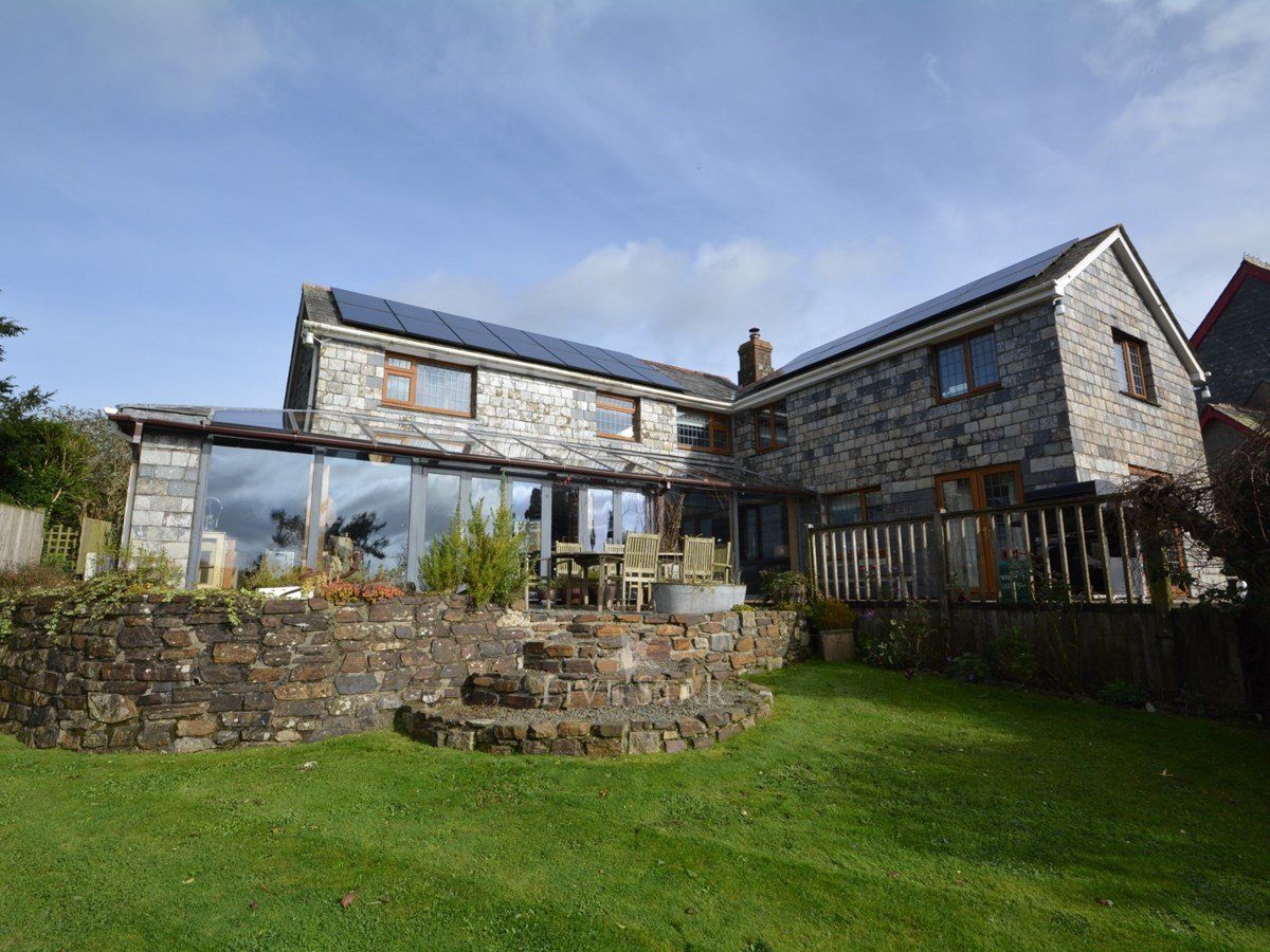 Launceston House 5Star SelfCatering Launceston Fivestar.ie