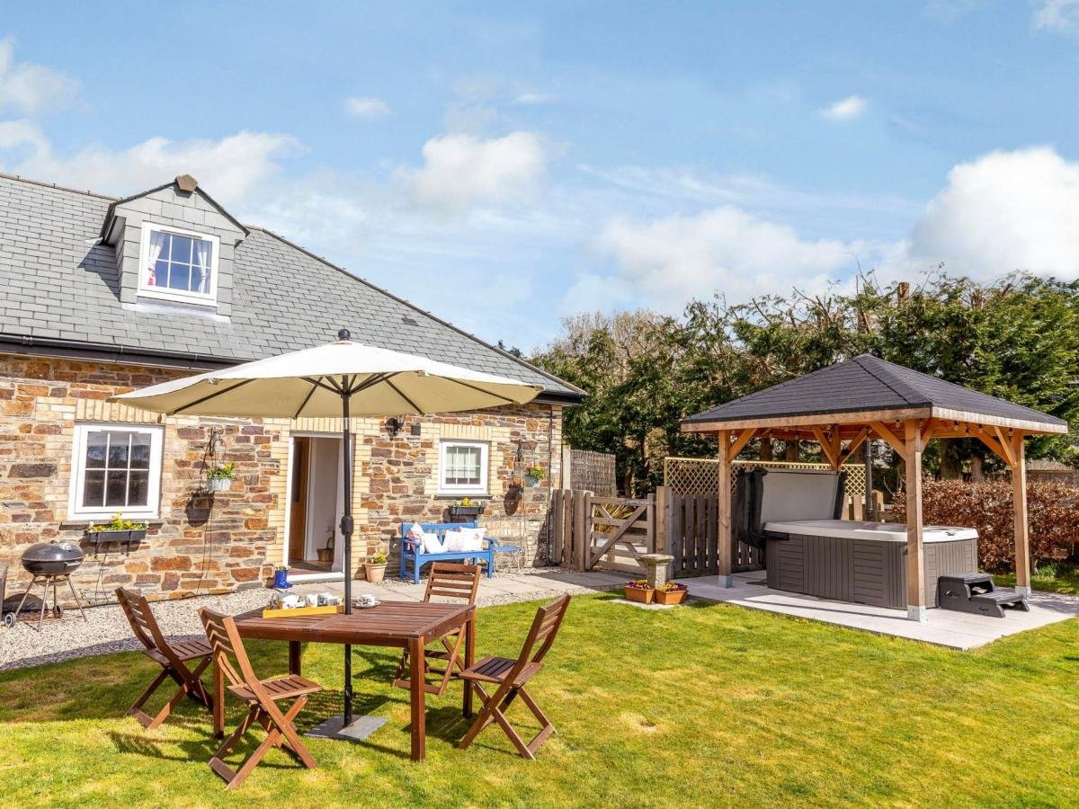 Cottage in Mid and East Devon | 5-Star Self-Catering Launceston ...