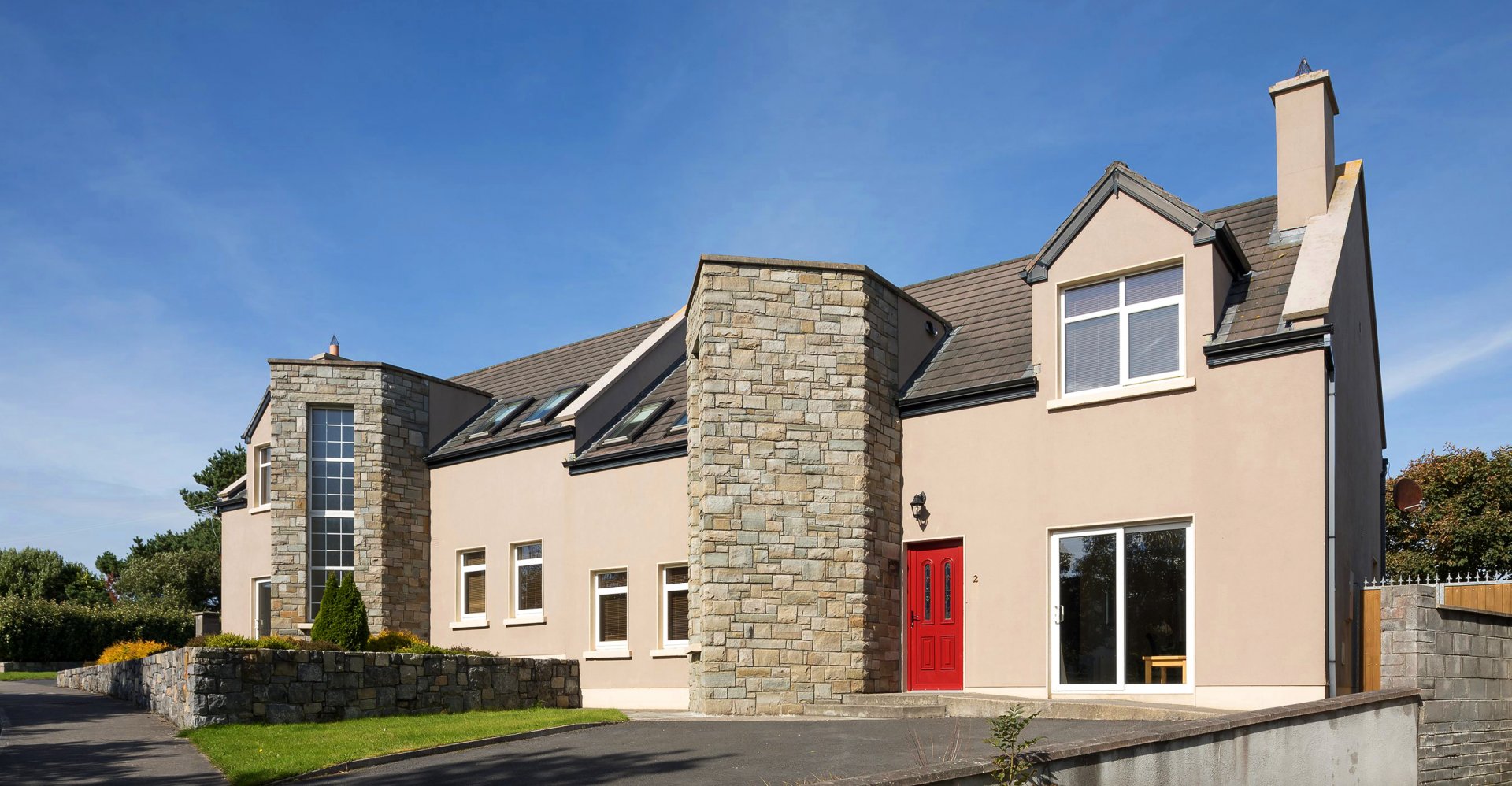 Luxury Lodges Carraroe 