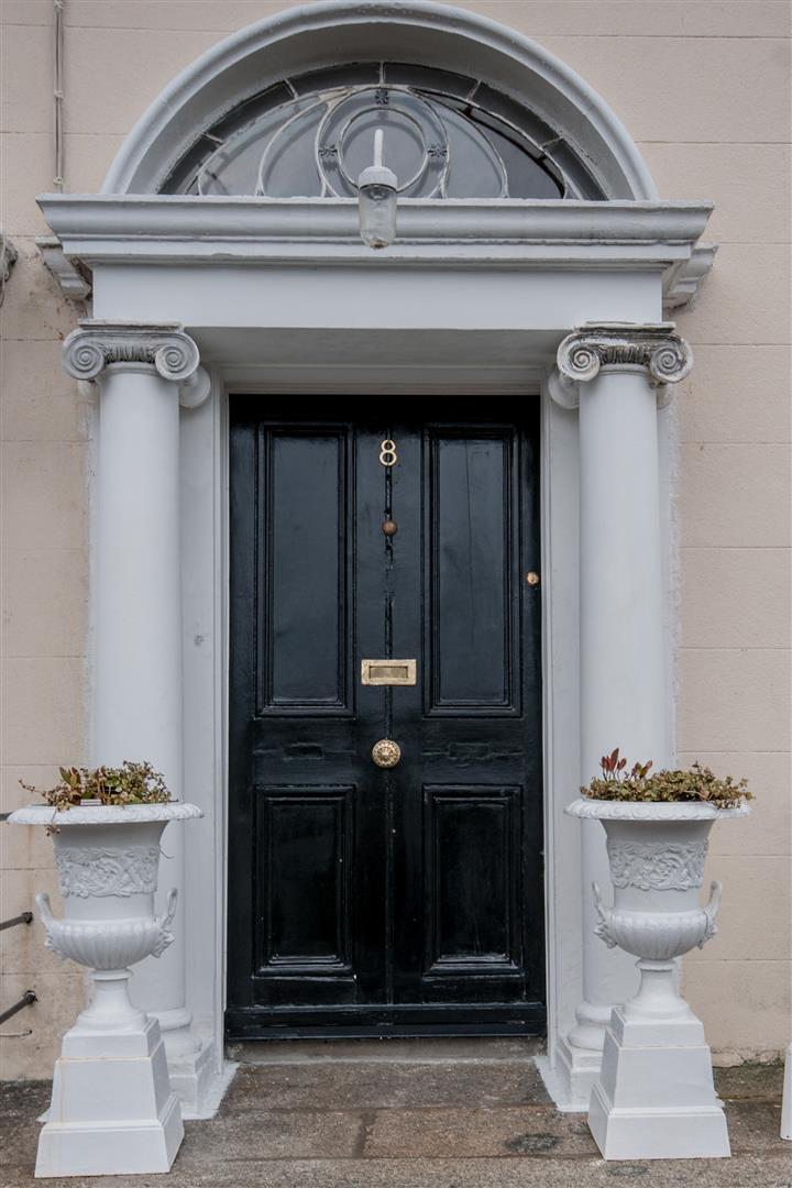 Exquisite Blackrock Residence | 5-Star Self-Catering Blackrock ...
