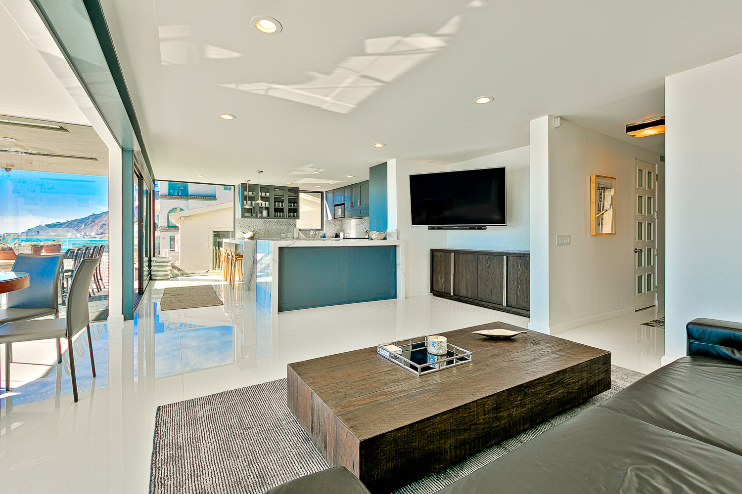 Malibu Beach House Luxury Vacation Rental in Malibu, USA Fivestar.ie