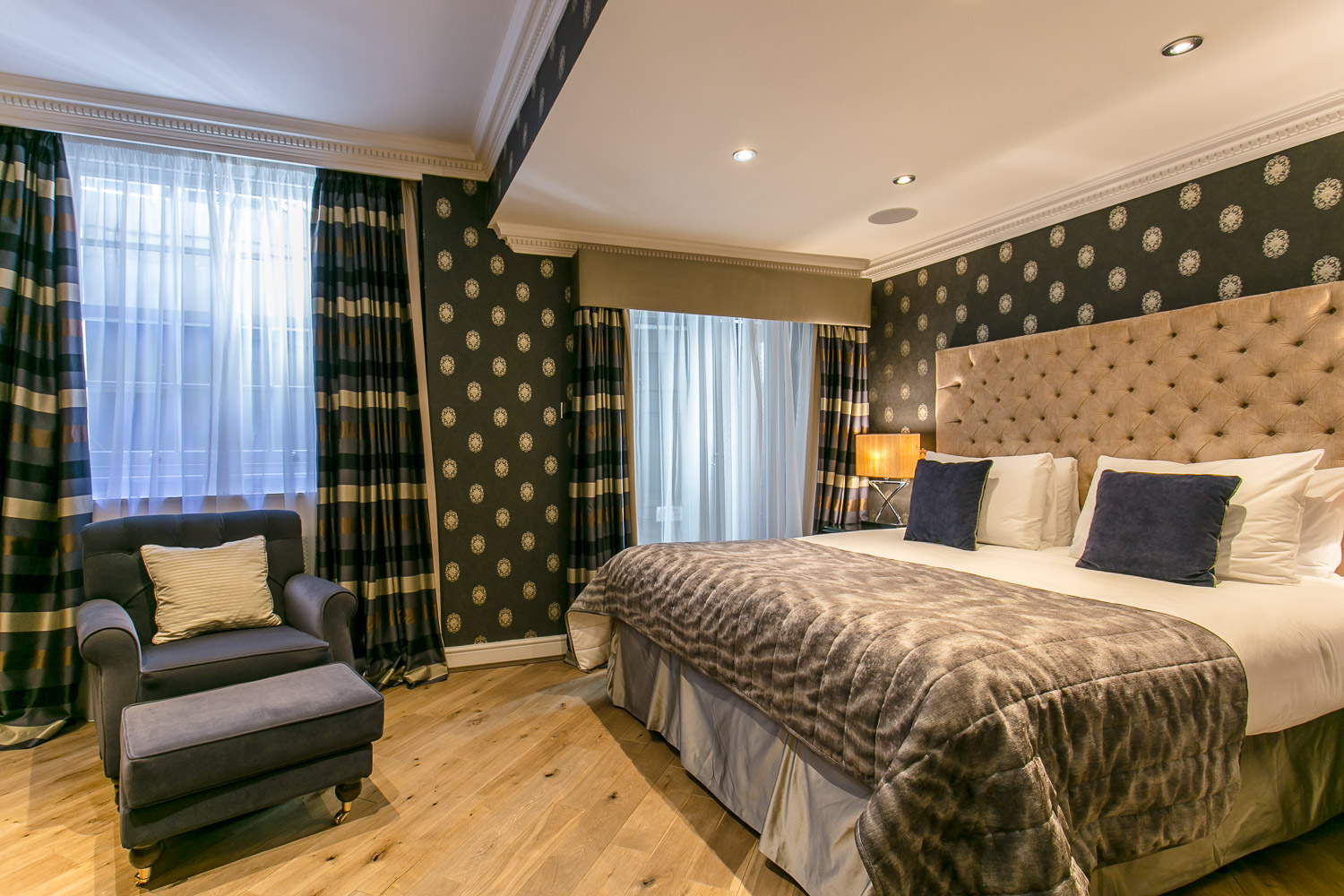 Mayfair Suite 5Star SelfCatering London Fivestar.ie Mayfair Suite 5Star SelfCatering London Fivestar.ie
