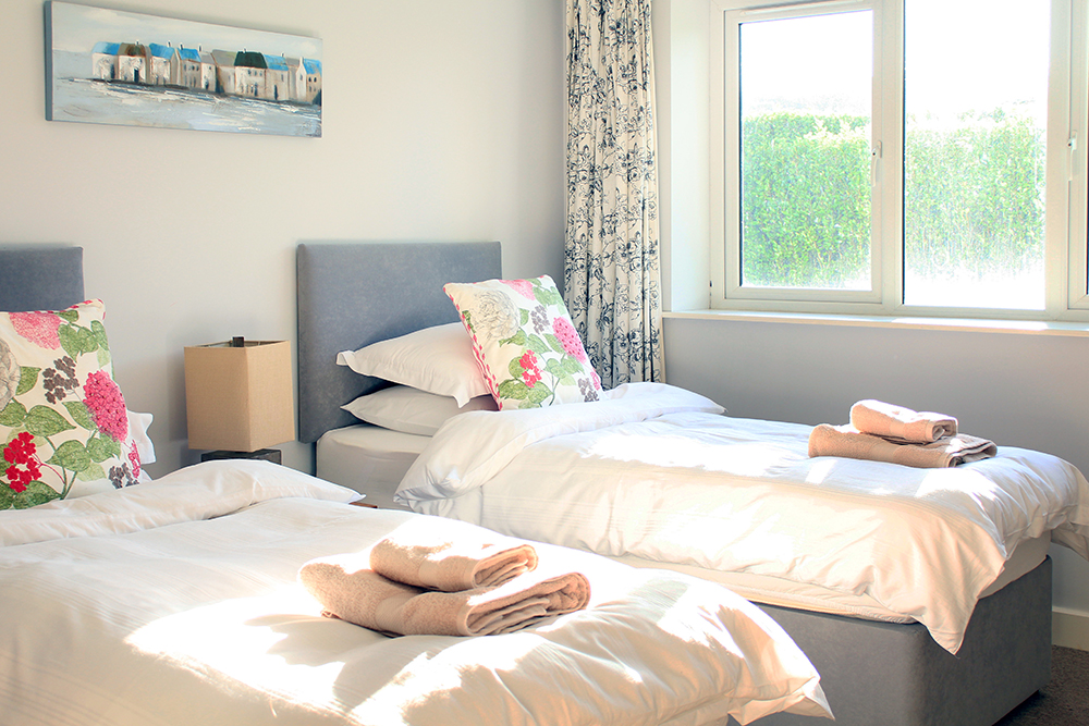 Helens Bay Beach Apartment | 5-Star Self-Catering Holywood - Fivestar.ie