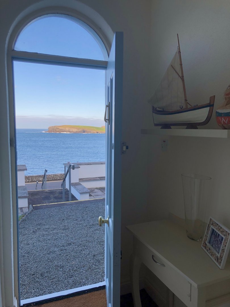 Luxury Three Storey Diamond Rocks 5Star SelfCatering Kilkee