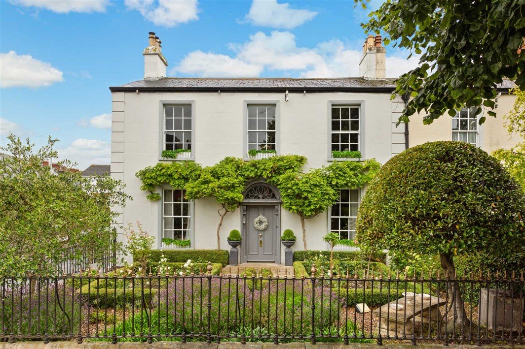 Luxury Houses for Sale Clontarf, Co. Dublin Majestic Coastal 5 Bed 3
