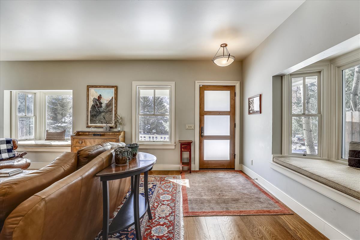 Aspen Glow Luxury Vacation Rental in Aspen, USA Fivestar.ie