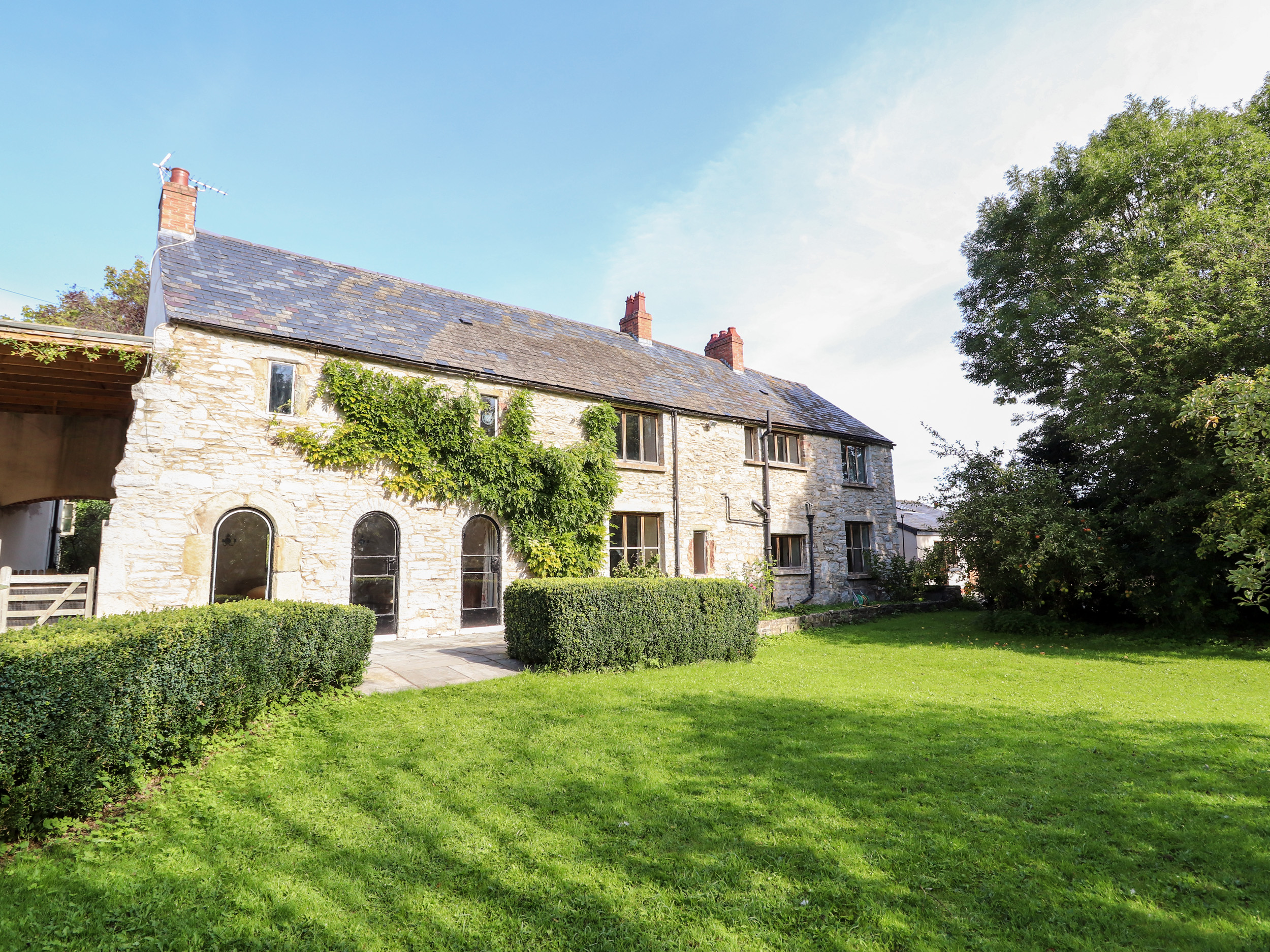 Abbey Cottage 5Star SelfCatering Denbigh Fivestar.ie