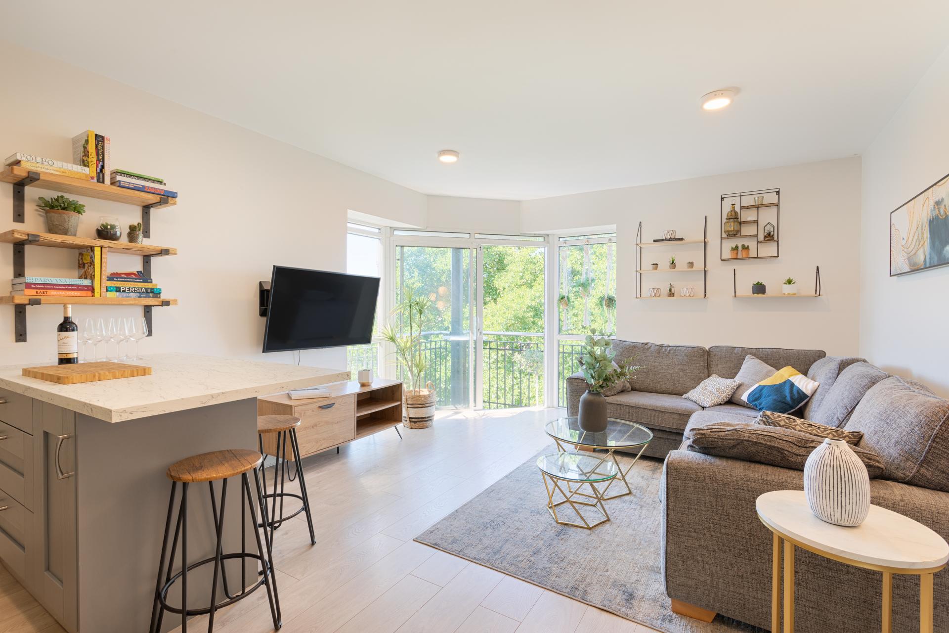 On the Waterfront Galway City Five Star Luxury Long Term Rental