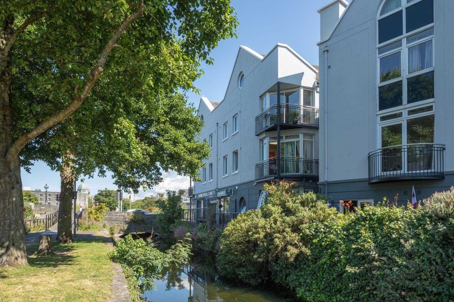 On the Waterfront Galway City Five Star Luxury Long Term Rental