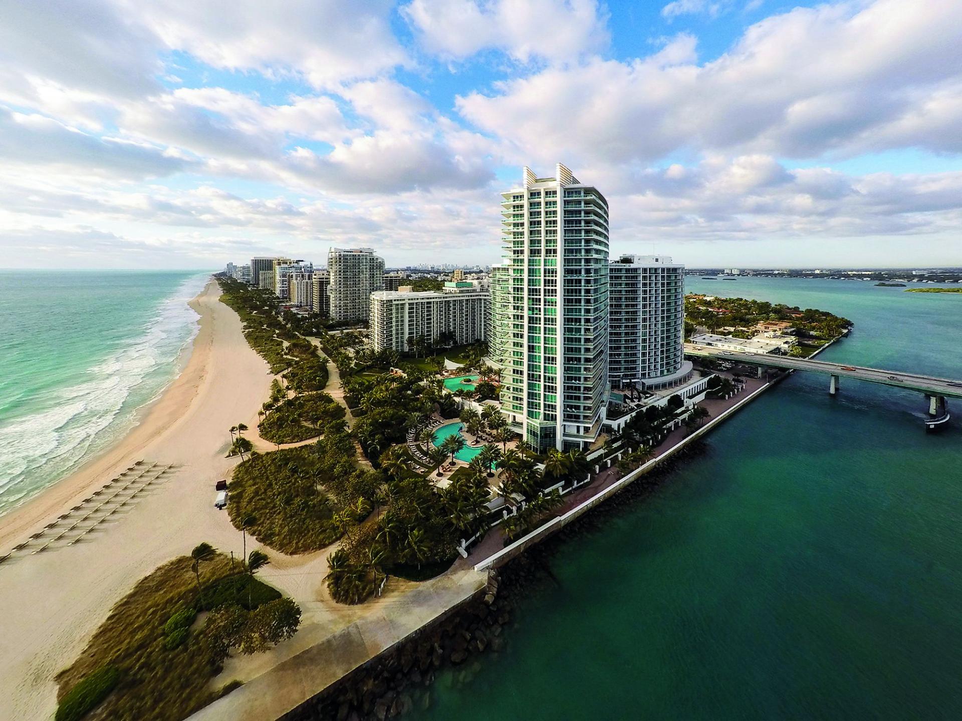 The Ritz-Carlton Bal Harbour | 5-Star Hotel Miami - Fivestar.ie